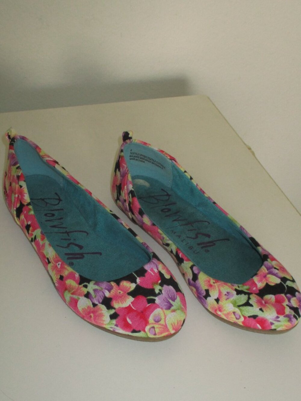 Blowfish Malibu Womens Multicolor Floral Textile Ballet Flat - Size 6M